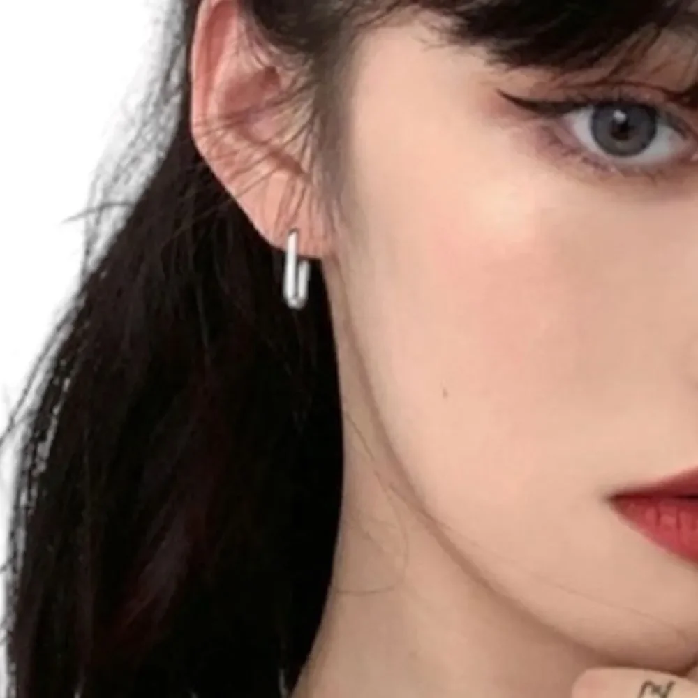 Simply Gorgeous 💧925 Sterling Silver Stamped Hoop Earrings Minimalism  Huggies